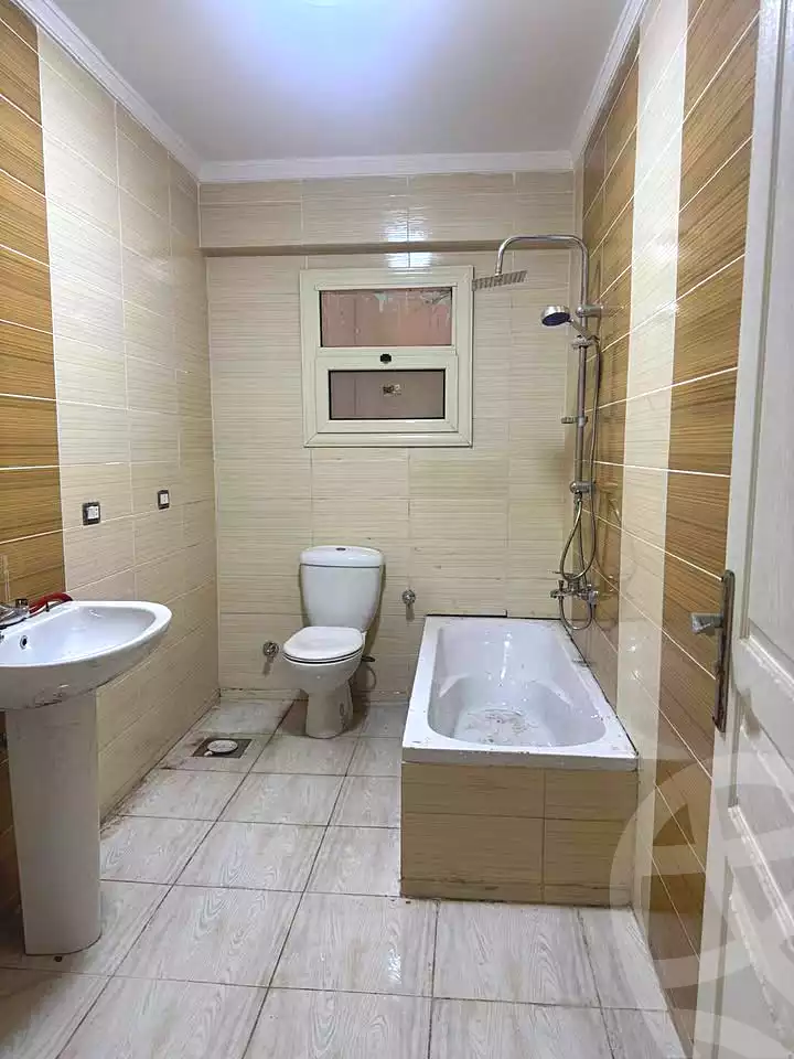 https://aqarmap.com.eg/en/listing/7223087-for-sale-alexandria-lsywf-city-light-compound