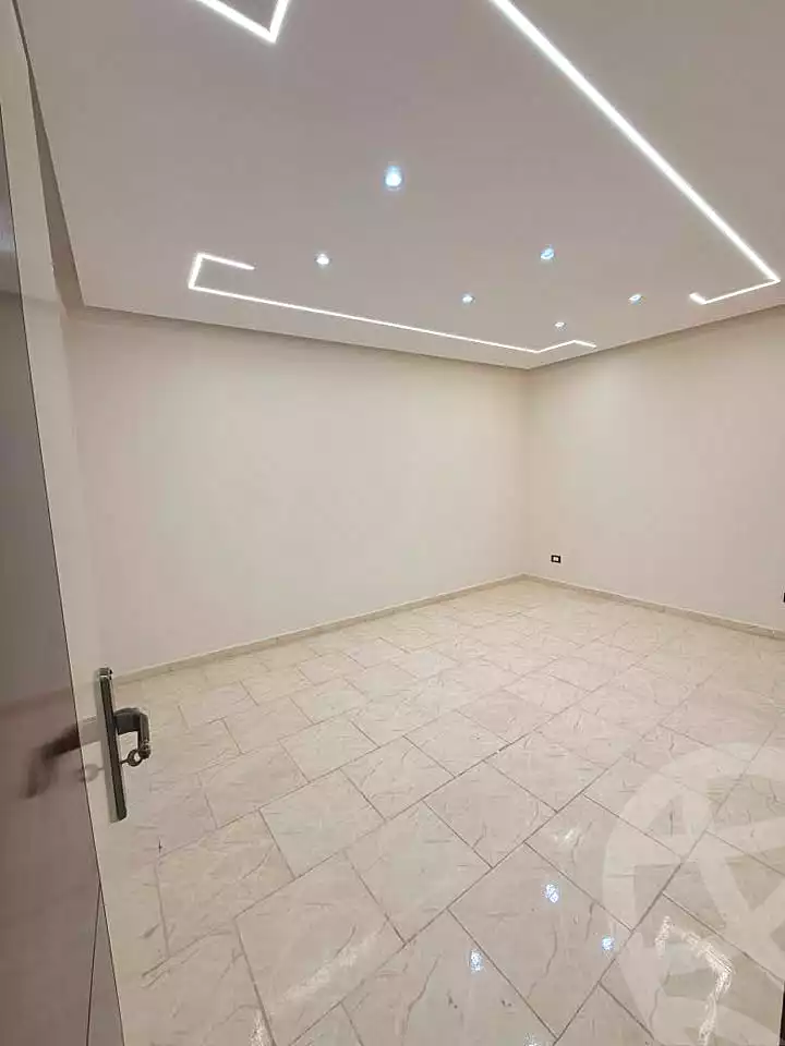 https://aqarmap.com.eg/ar/listing/7223186-for-sale-alexandria-lsywf-el-falki