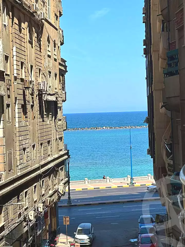 https://aqarmap.com.eg/ar/listing/7223251-for-sale-alexandria-sydy-bshr-sydy-bshr-bhry