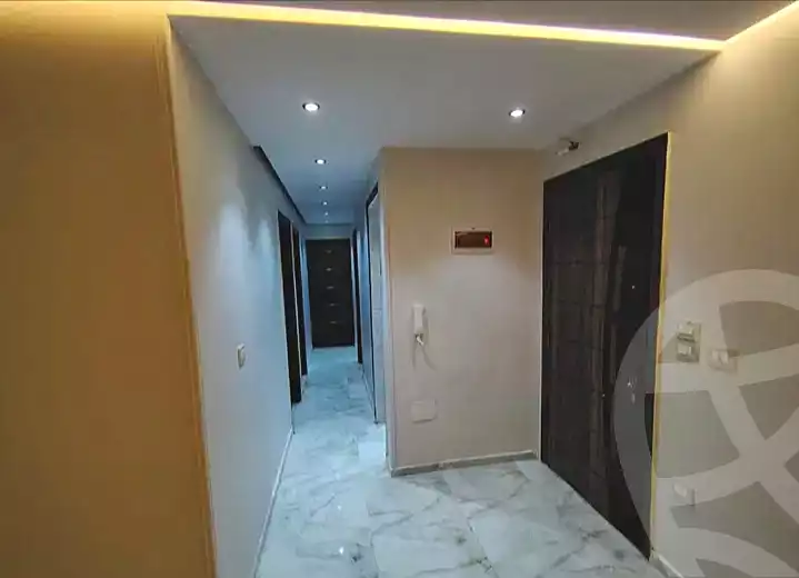https://aqarmap.com.eg/en/listing/7223290-for-rent-alexandria-moharram-bey