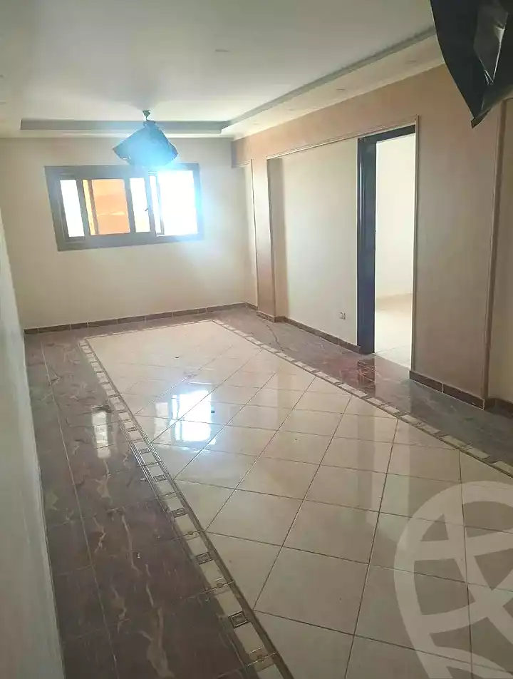 https://aqarmap.com.eg/ar/listing/7223302-for-sale-alexandria-al-agamy-lbytsh-el-saleheen-mosque-st