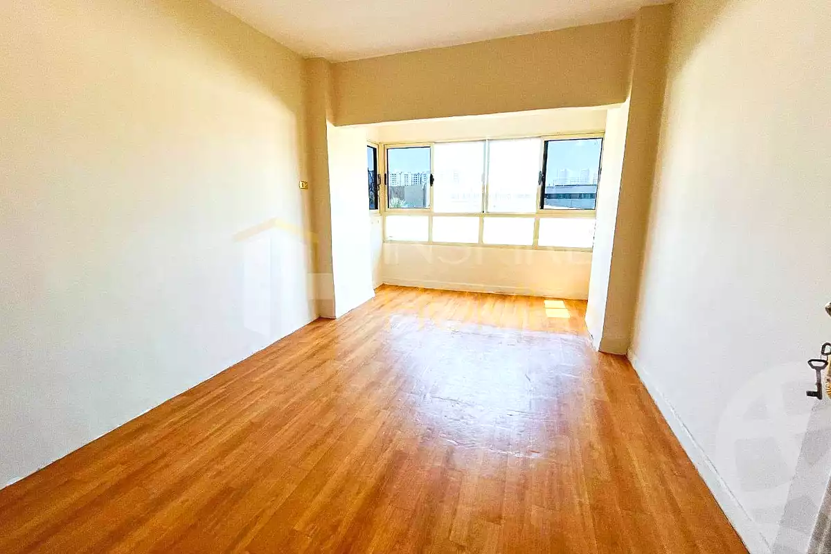 https://aqarmap.com.eg/ar/listing/7223465-for-sale-alexandria-smouha