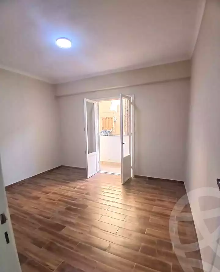 https://aqarmap.com.eg/ar/listing/7223705-for-sale-alexandria-el-asafra-ahmed-tiesser-st