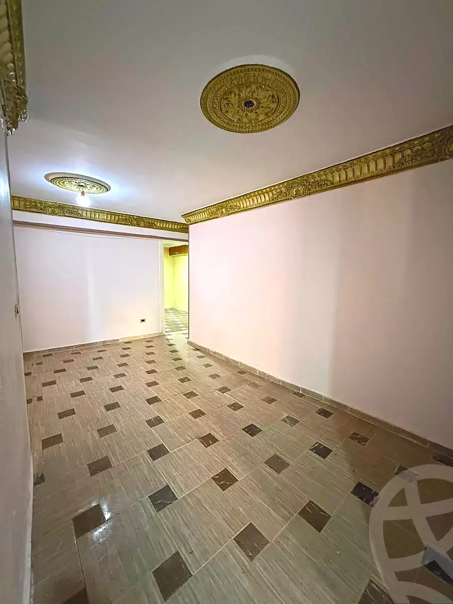 https://aqarmap.com.eg/ar/listing/7224279-for-sale-alexandria-el-mandara-alex-el-mandara-bahri-sidi-kamal-st