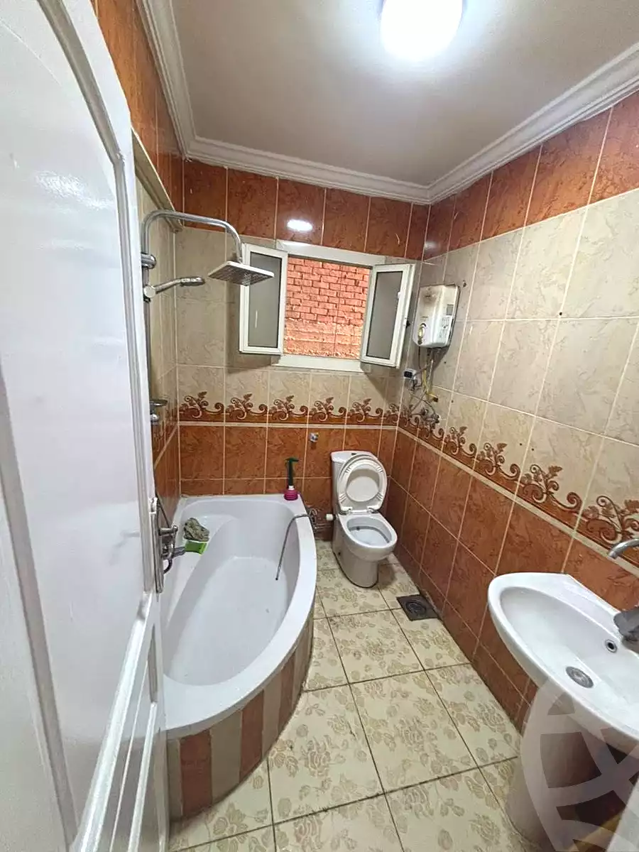 https://aqarmap.com.eg/en/listing/7224344-for-sale-alexandria-el-asafra-l-sfr-bhry