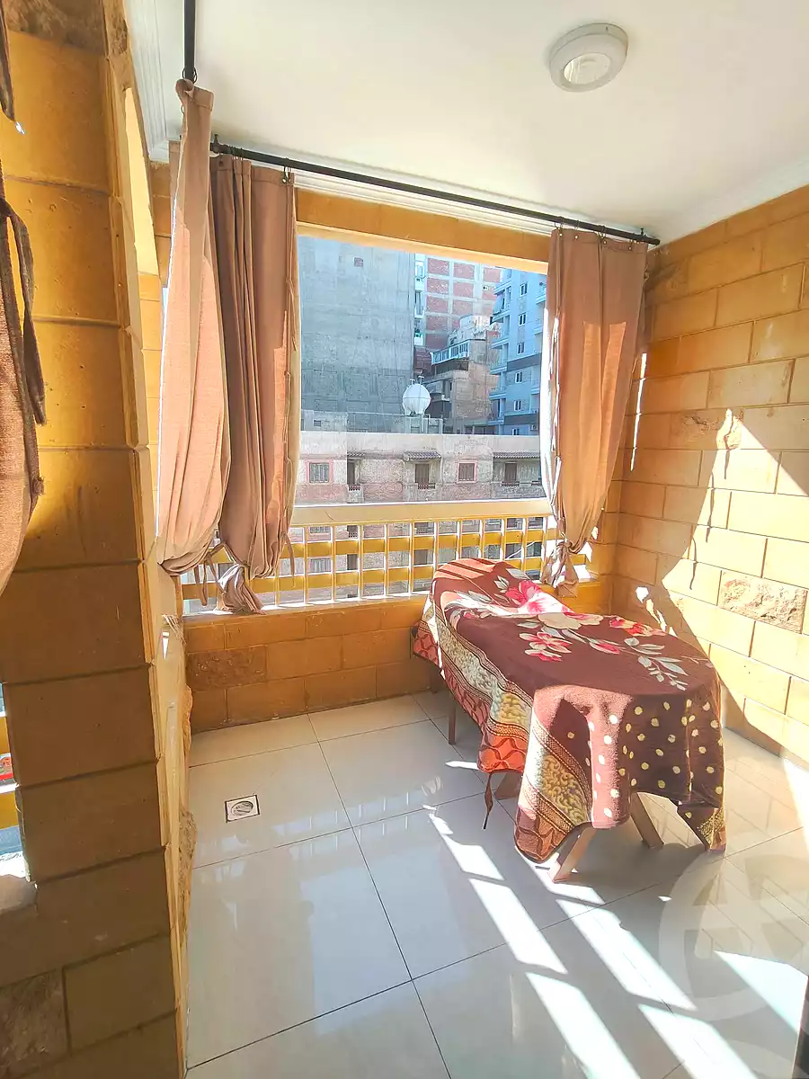 https://aqarmap.com.eg/ar/listing/7224362-for-sale-alexandria-sydy-bshr-sydy-bshr-bhry-shr-mhmwd-l-yswy
