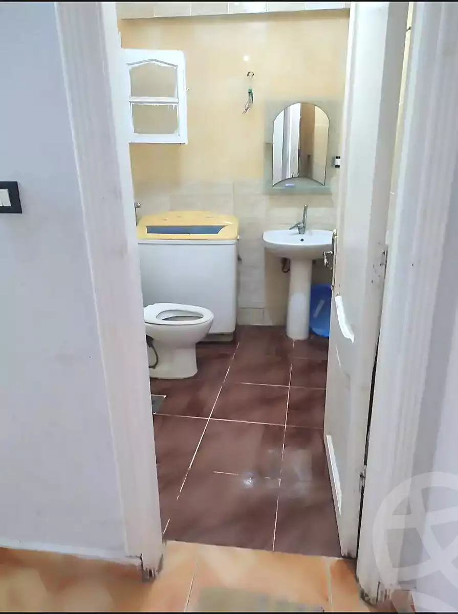 https://aqarmap.com.eg/en/listing/7224365-for-sale-alexandria-al-agamy-lbytsh-shahr-al-assal-st