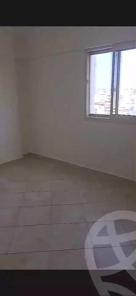 https://aqarmap.com.eg/ar/listing/7224381-for-rent-alexandria-sydy-bshr-compounds-kmbwnd-ryd-l-mr