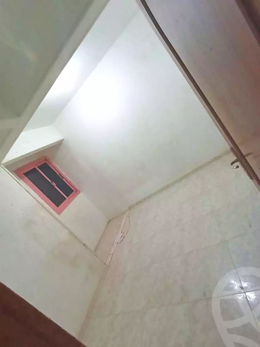 https://aqarmap.com.eg/ar/listing/7224402-for-sale-cairo-helwan-helwan-el-sharkeya-thabit-basha-st