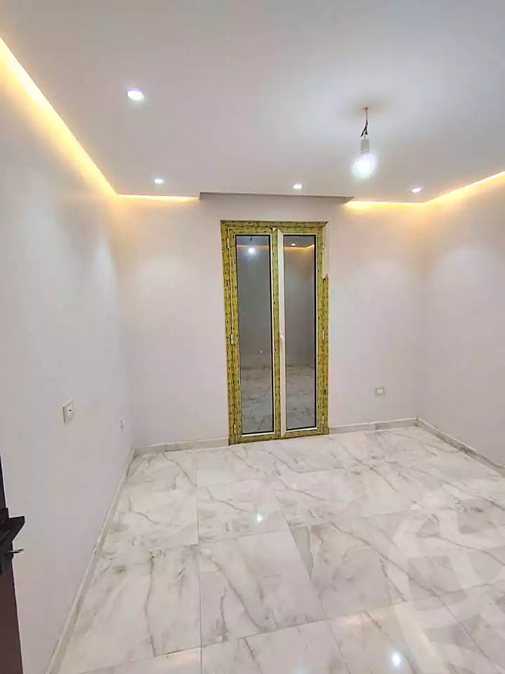 https://aqarmap.com.eg/en/listing/7224427-for-rent-alexandria-moharram-bey