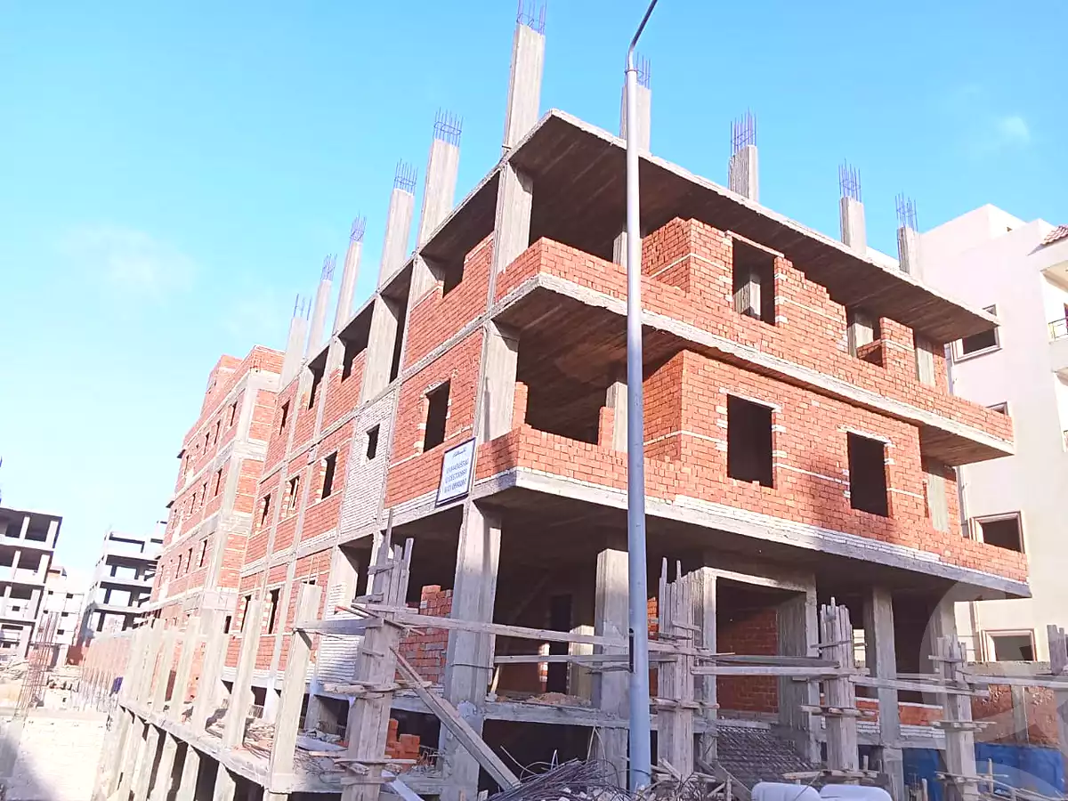 https://aqarmap.com.eg/ar/listing/7224567-for-sale-cairo-new-cairo-bait-el-watan-south-suez-road-el-hay-el-takmely