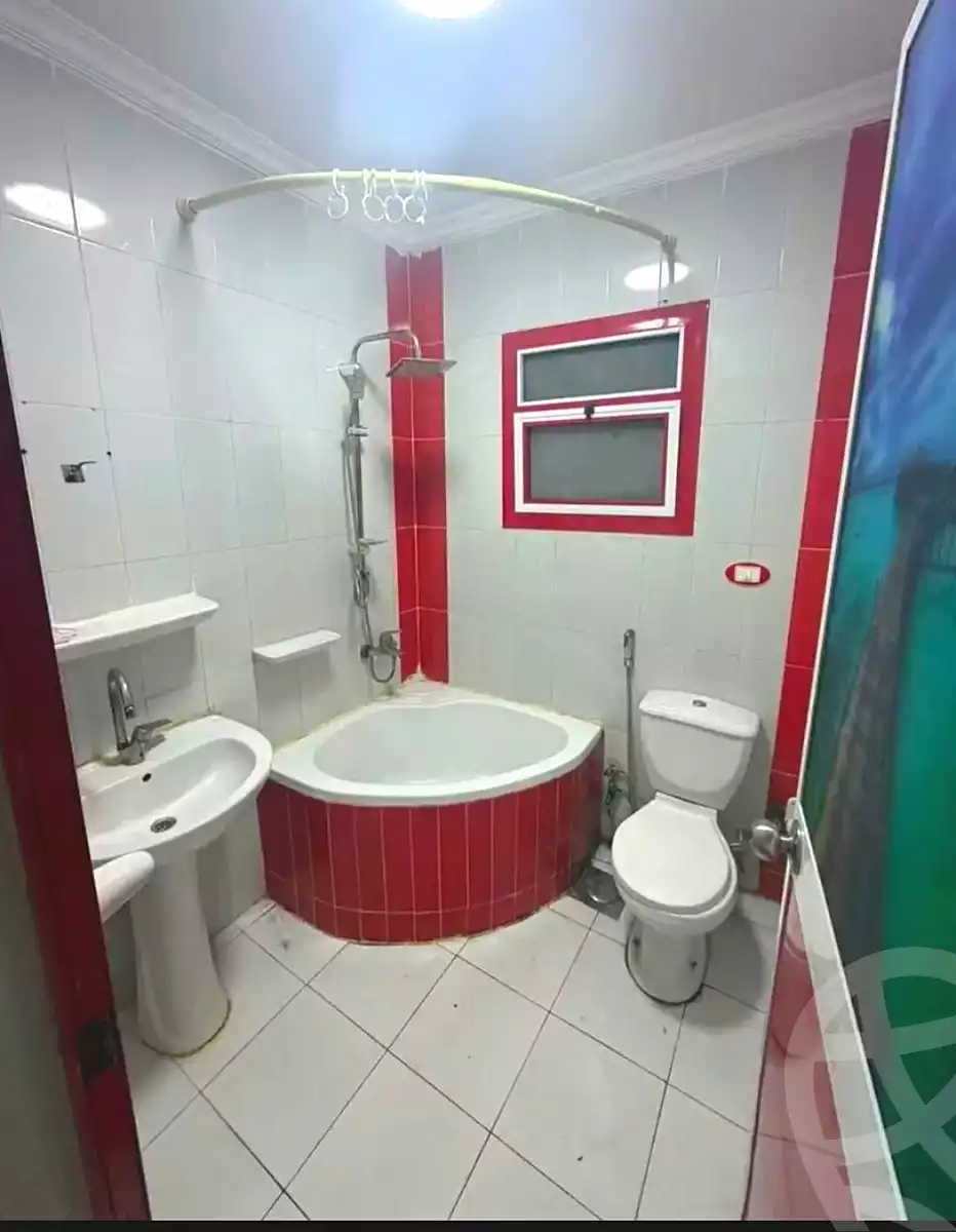 https://aqarmap.com.eg/ar/listing/7224547-for-sale-alexandria-al-agamy-lbytsh-el-reyad-st