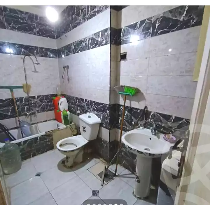 https://aqarmap.com.eg/ar/listing/7224745-for-sale-alexandria-sydy-bshr-shr-mlk-hfny