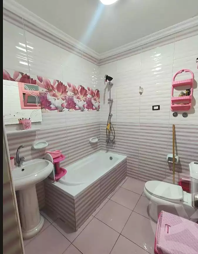 https://aqarmap.com.eg/en/listing/7224835-for-sale-alexandria-al-agamy-lbytsh-bianchiii