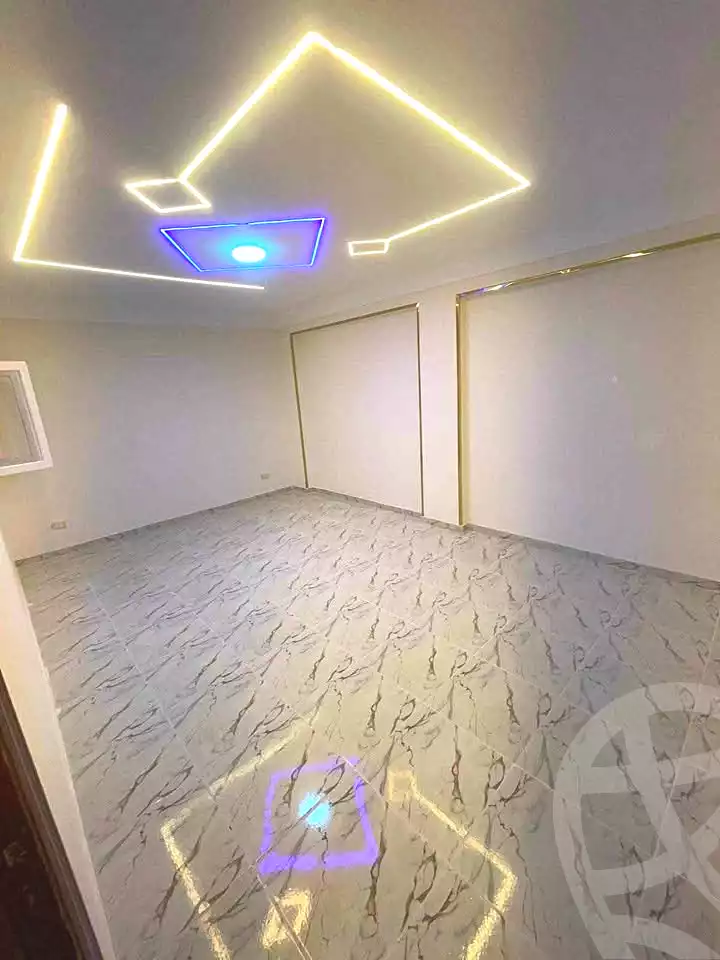 https://aqarmap.com.eg/ar/listing/7225006-for-sale-alexandria-lsywf-el-falki