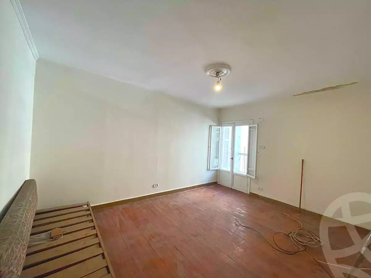 https://aqarmap.com.eg/ar/listing/7225126-for-rent-alexandria-smouha