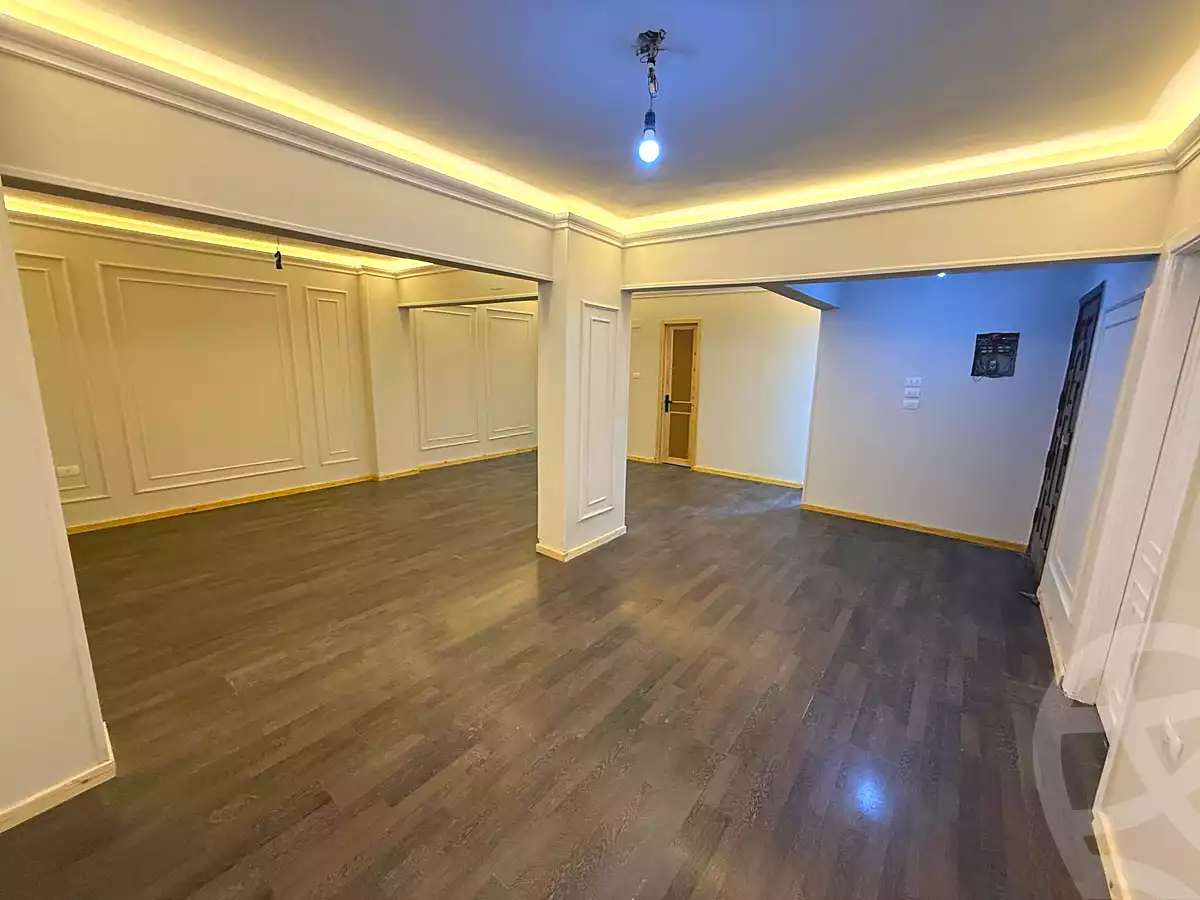 https://aqarmap.com.eg/en/listing/7225165-for-sale-cairo-helwan-azam-mosque-st