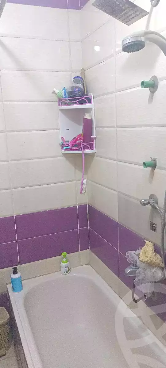 https://aqarmap.com.eg/ar/listing/7225387-for-sale-cairo-helwan-kwrnysh-hlwn
