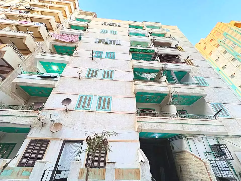 https://aqarmap.com.eg/en/listing/7225399-for-sale-alexandria-al-agamy-shataa-el-nakheel