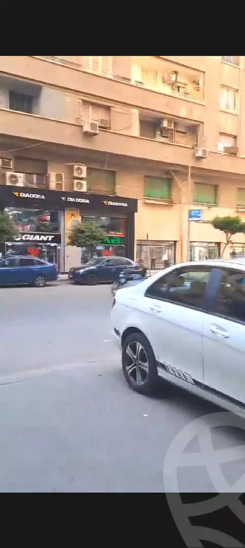 https://aqarmap.com.eg/ar/listing/7225488-for-sale-cairo-el-haram-shareaa-el-haram