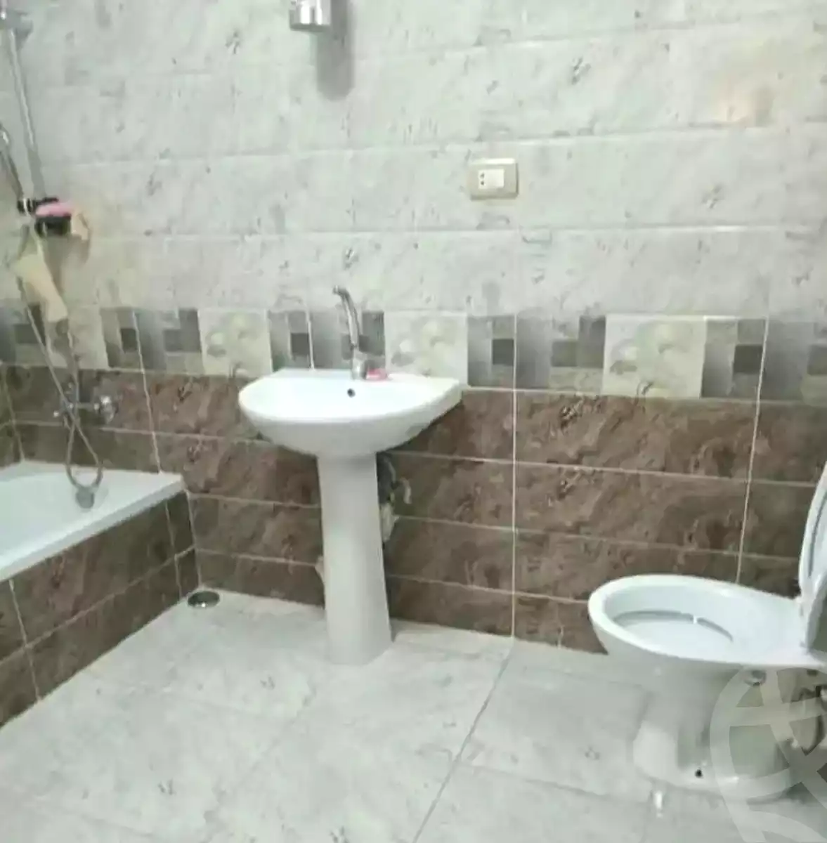 https://aqarmap.com.eg/ar/listing/7225872-for-sale-alexandria-el-mandara-shr-mlk-hfny