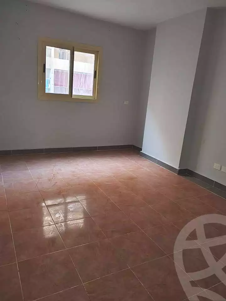 https://aqarmap.com.eg/en/listing/7225918-for-rent-alexandria-el-montazah