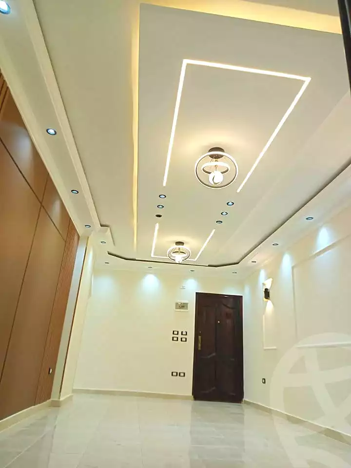 https://aqarmap.com.eg/ar/listing/7226185-for-sale-alexandria-al-agamy-el-hanouvel