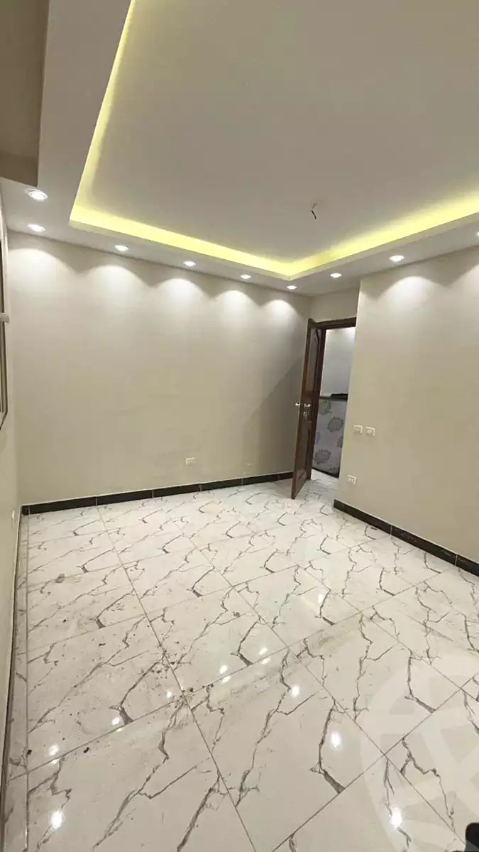 https://aqarmap.com.eg/ar/listing/7226264-for-sale-cairo-6th-of-october-el-ahyaa-neighborhood-3rd-al-hay-al-thalith-st