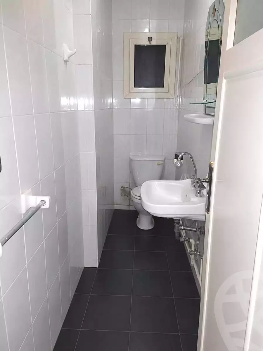 https://aqarmap.com.eg/ar/listing/7226389-for-rent-cairo-6th-of-october-el-ahyaa-neighborhood-8th-lmjwr-lthny