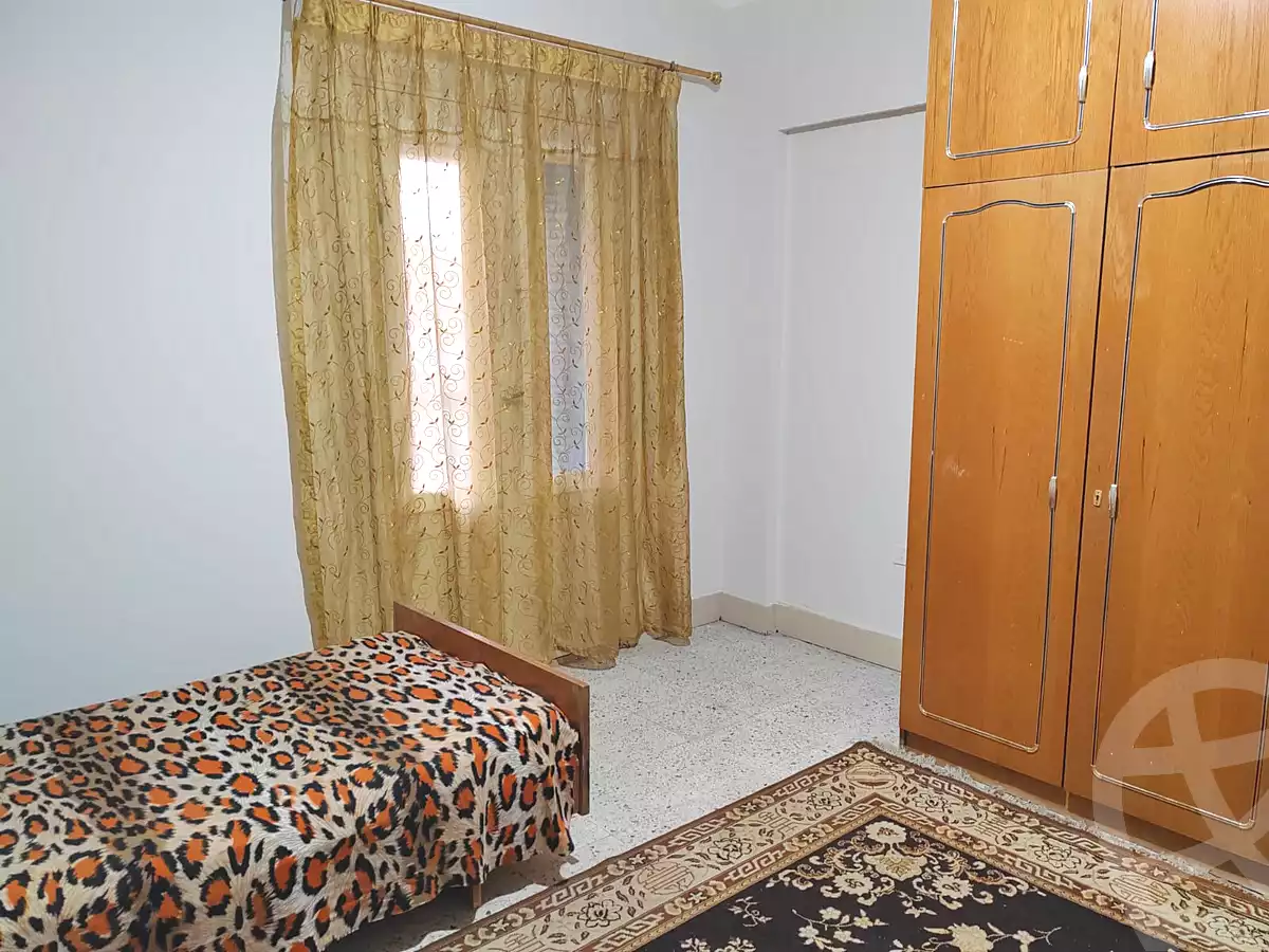 https://aqarmap.com.eg/ar/listing/7226407-for-rent-cairo-el-sheikh-zayed-city-el-hay-elawel-street-10