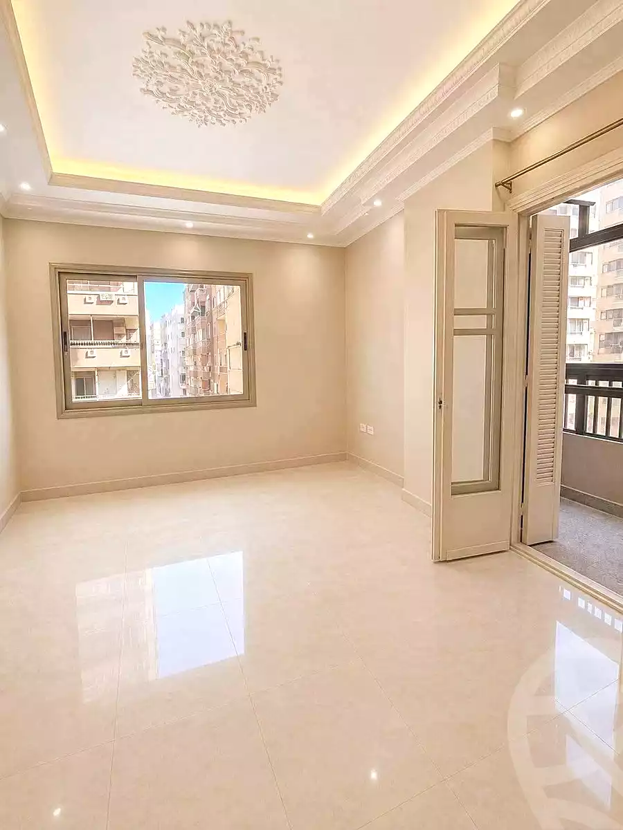 https://aqarmap.com.eg/ar/listing/7226424-for-sale-alexandria-miami