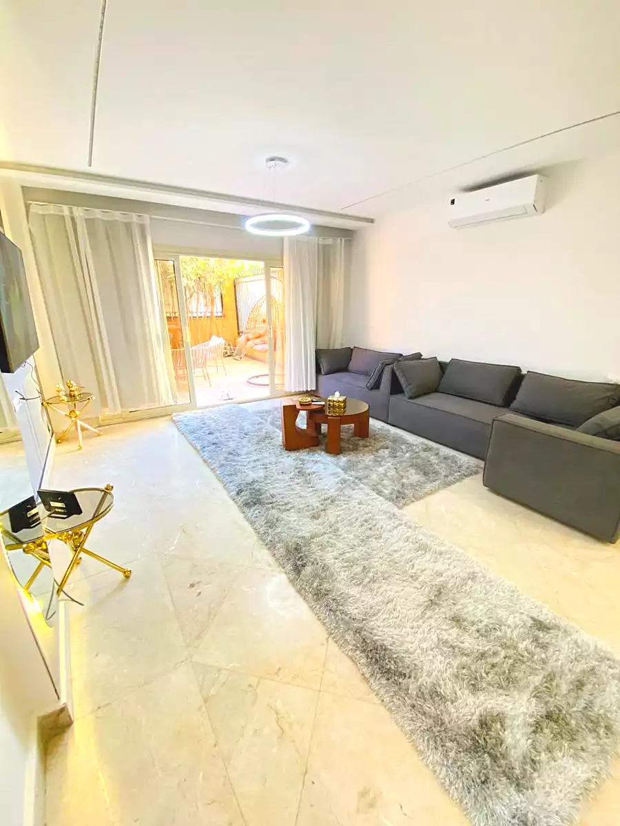 https://aqarmap.com.eg/ar/listing/7226429-for-rent-cairo-el-sheikh-zayed-city-compounds-beverly-hills