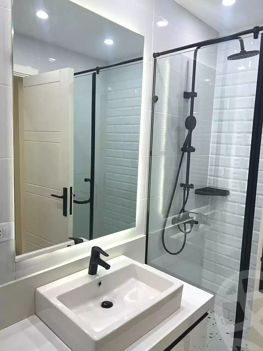 https://aqarmap.com.eg/en/listing/7226632-for-rent-cairo-new-cairo-compounds-hyde-park