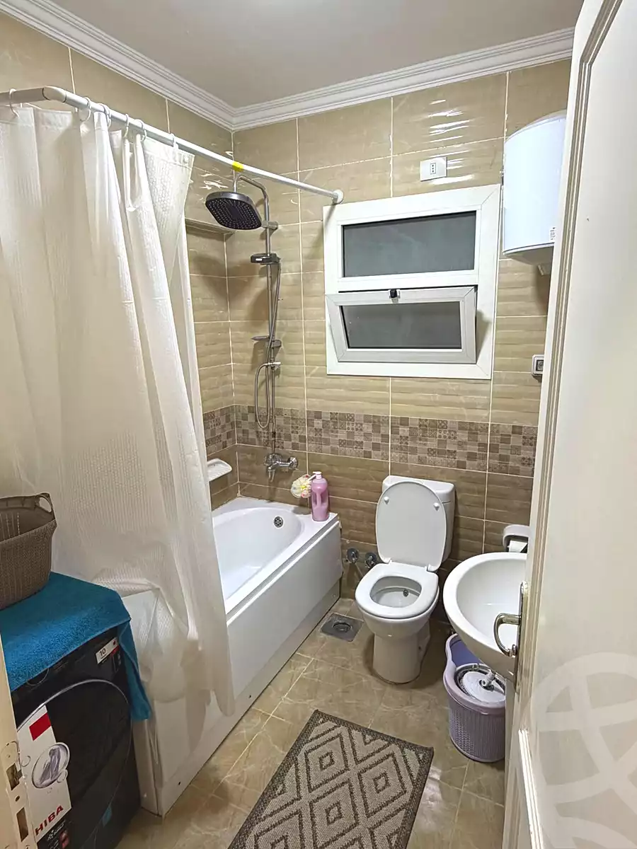 https://aqarmap.com.eg/ar/listing/7226748-for-rent-cairo-new-cairo-lrhb-city-phase-2-amr-ibn-el-aas-st