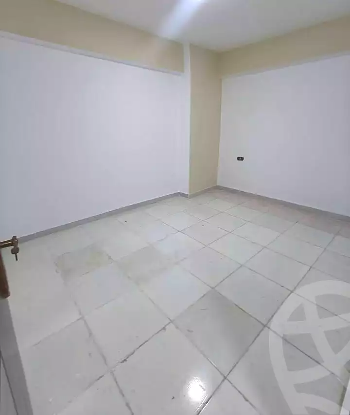 https://aqarmap.com.eg/ar/listing/7226795-for-sale-alexandria-lsywf-el-falki