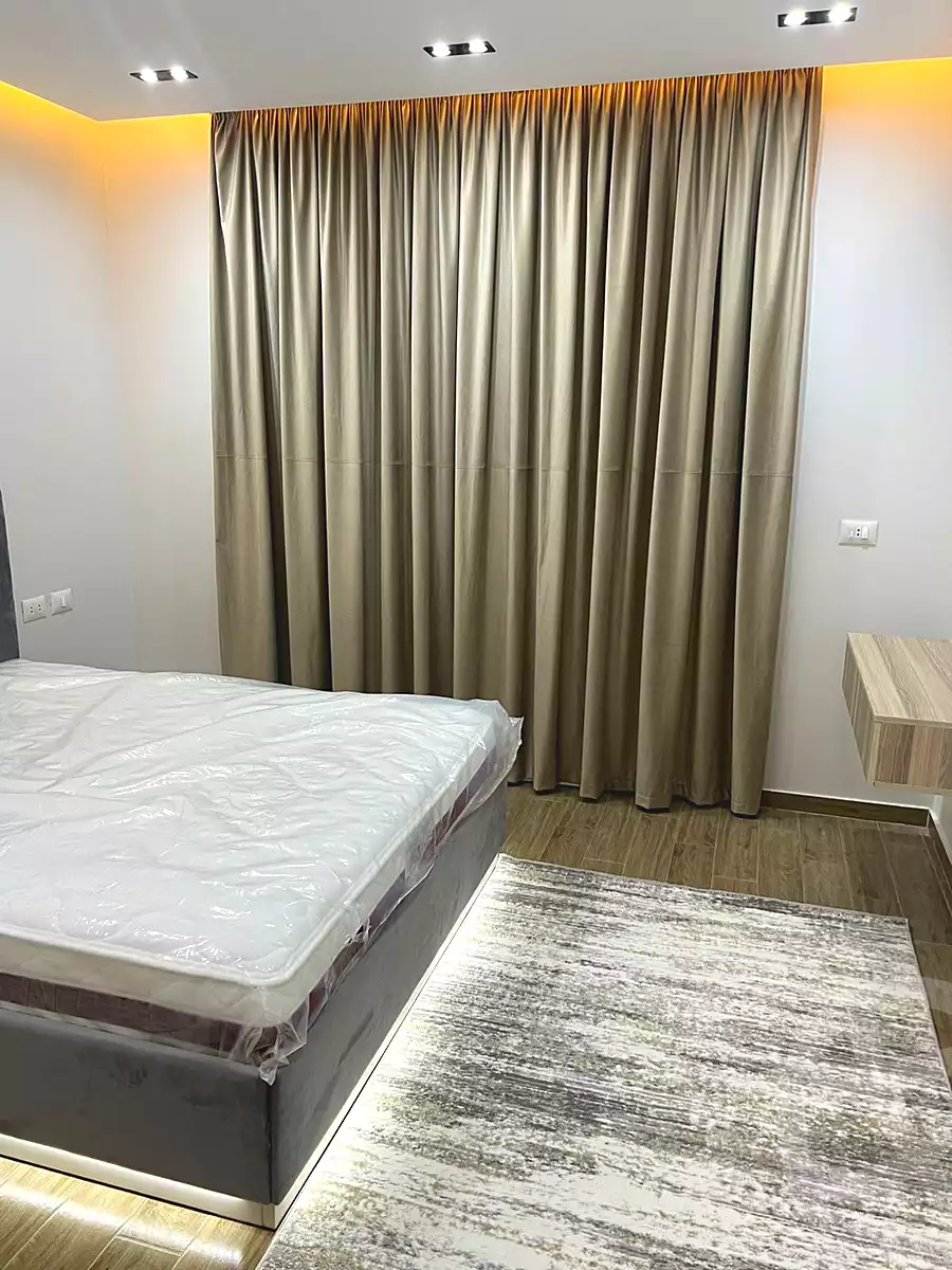 https://aqarmap.com.eg/en/listing/7227128-for-rent-cairo-new-cairo-compounds-hyde-park-centre-ville-hyde-park