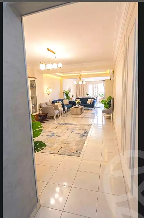 https://aqarmap.com.eg/ar/listing/7227288-for-sale-cairo-helwan-ahmed-enci-st