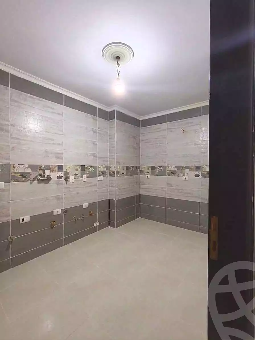 https://aqarmap.com.eg/en/listing/7227890-for-sale-cairo-helwan-helwan-el-sharkeya-latif-basha-st