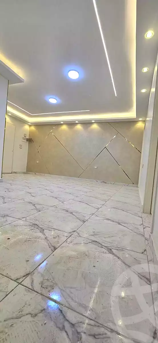 https://aqarmap.com.eg/ar/listing/7228103-for-sale-cairo-helwan-mohamed-sayed-ahmed-st