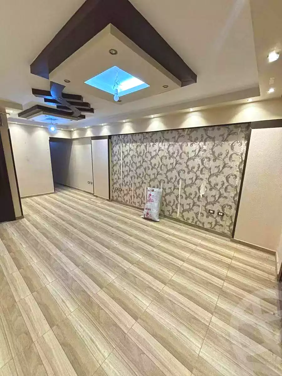 https://aqarmap.com.eg/en/listing/7228208-for-rent-alexandria-lsywf-shamaa