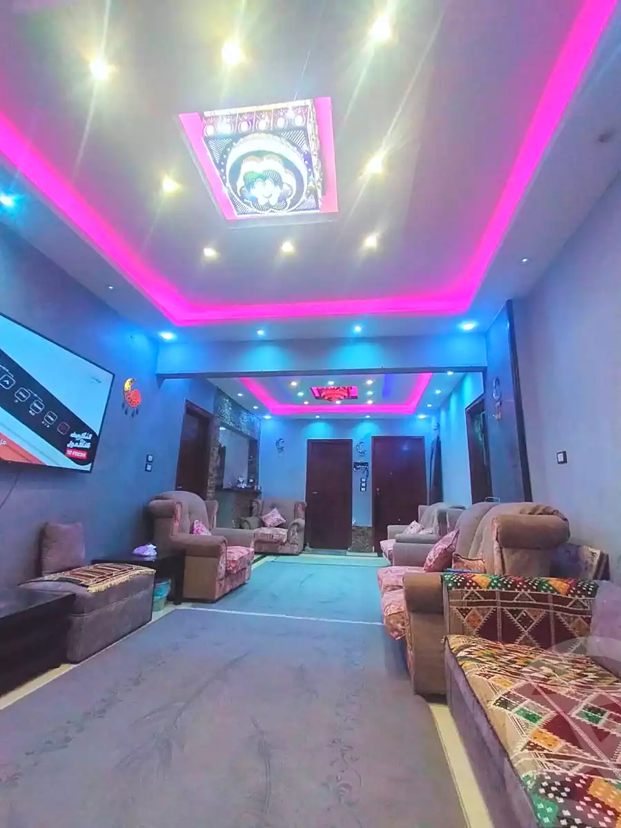 https://aqarmap.com.eg/en/listing/7228471-for-sale-cairo-helwan-helwan-el-sharkeya-heidar-st