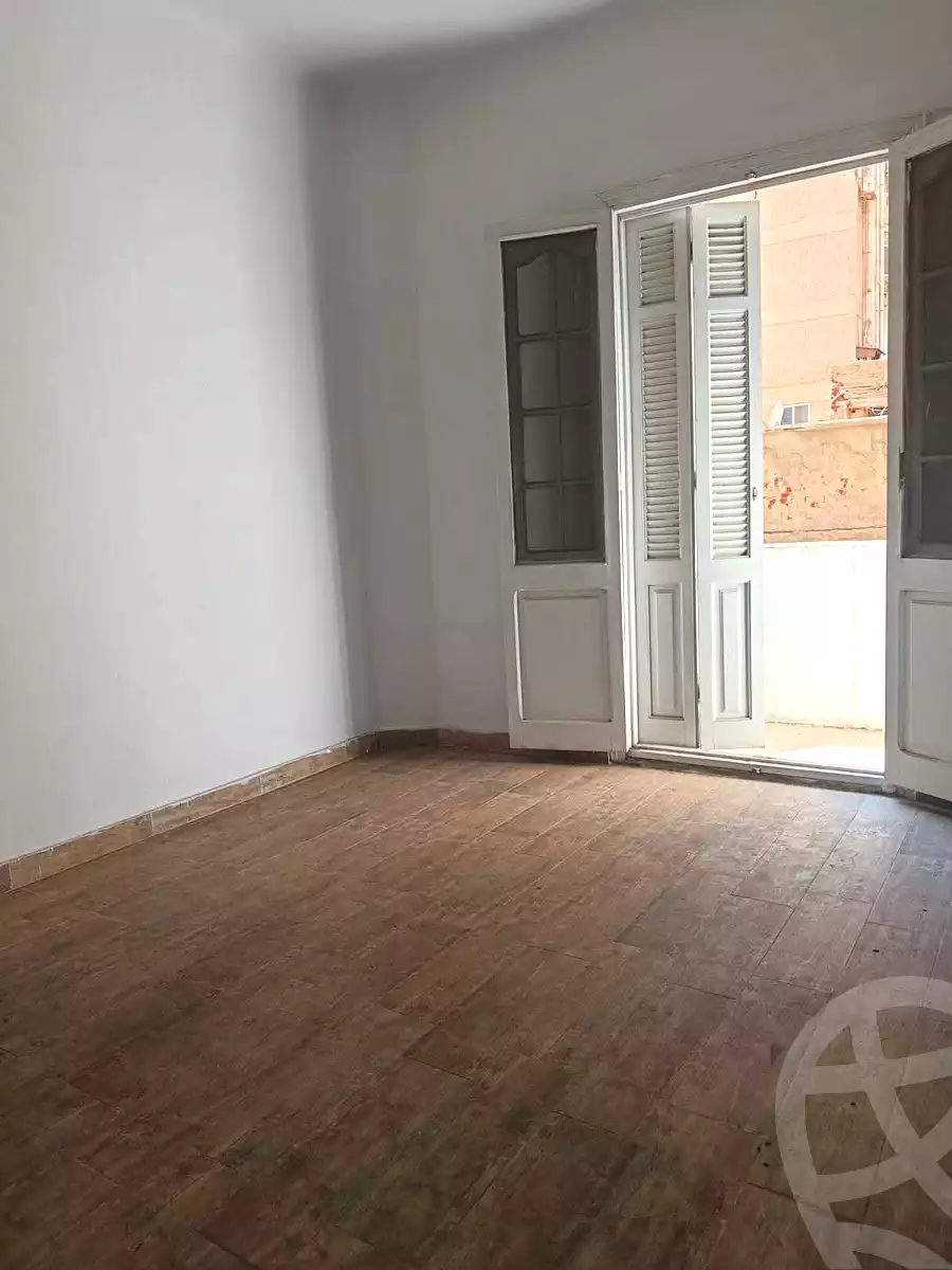https://aqarmap.com.eg/ar/listing/7228506-for-sale-alexandria-camp-cesar