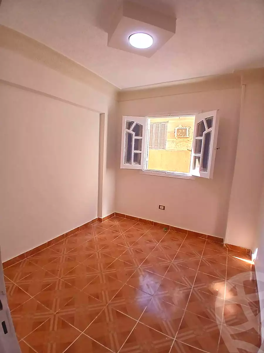 https://aqarmap.com.eg/ar/listing/7228507-for-sale-alexandria-al-agamy-shataa-el-nakheel-no-8-st