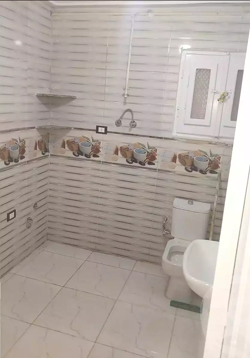 https://aqarmap.com.eg/en/listing/7228563-for-sale-alexandria-al-agamy-el-hanouvel