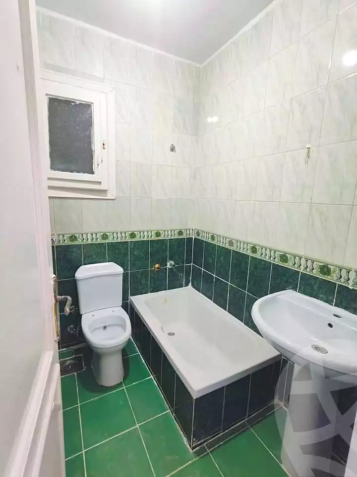 https://aqarmap.com.eg/en/listing/7228806-for-sale-alexandria-al-agamy-shataa-el-nakheel