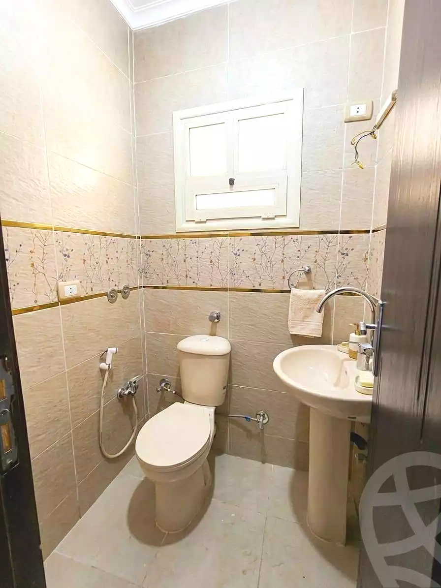 https://aqarmap.com.eg/ar/listing/7229177-for-sale-cairo-helwan-helwan-el-sharkeya-latif-basha-st