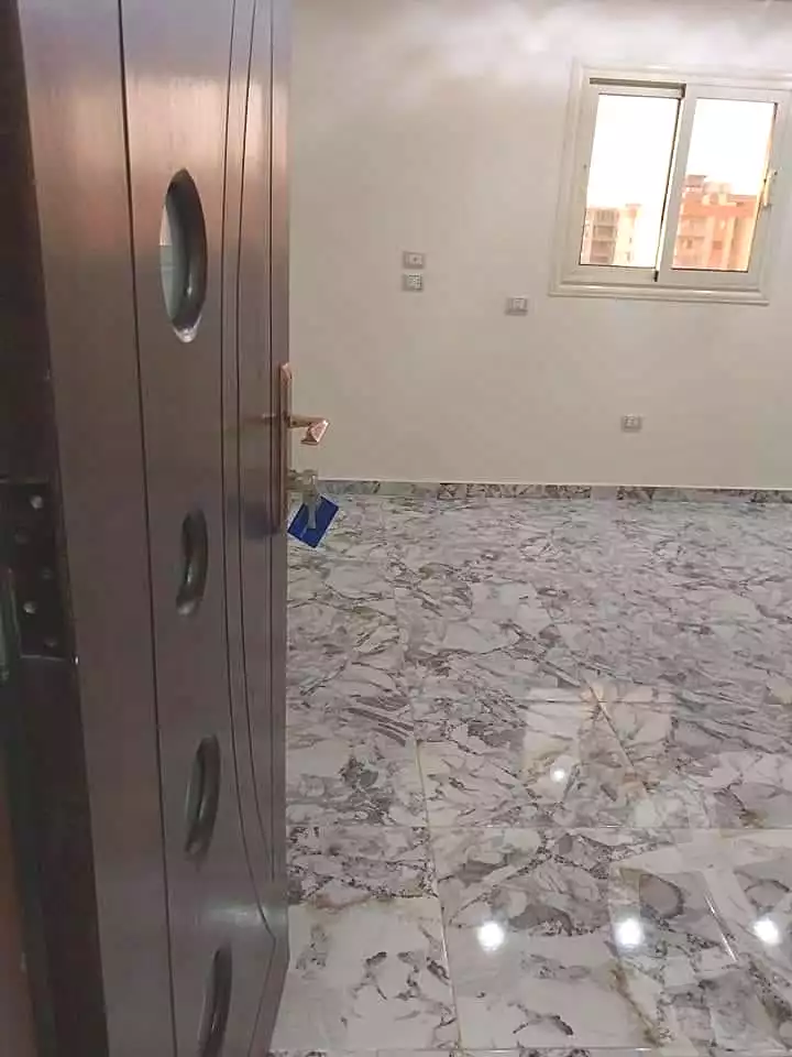 https://aqarmap.com.eg/ar/listing/7229501-for-sale-cairo-helwan-helwan-el-sharkeya-ryad-pasha-st