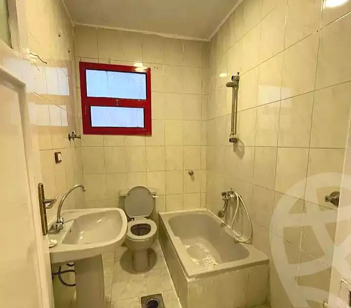 https://aqarmap.com.eg/ar/listing/7229524-for-sale-alexandria-al-agamy-shataa-el-nakheel