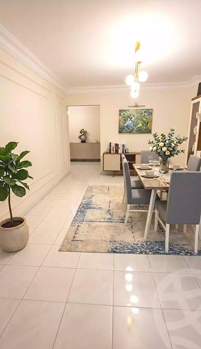 https://aqarmap.com.eg/en/listing/7229545-for-sale-cairo-helwan-ahmed-enci-st
