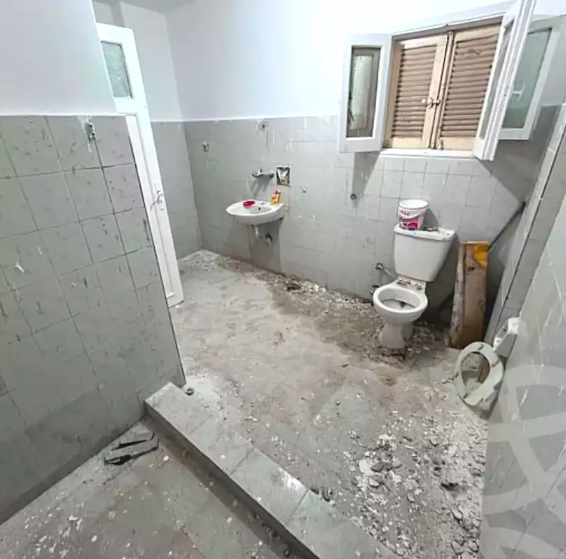 https://aqarmap.com.eg/en/listing/7229816-for-sale-alexandria-al-agamy-lbytsh-el-tayar-st